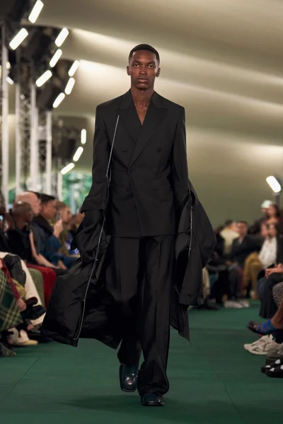 Look 51
